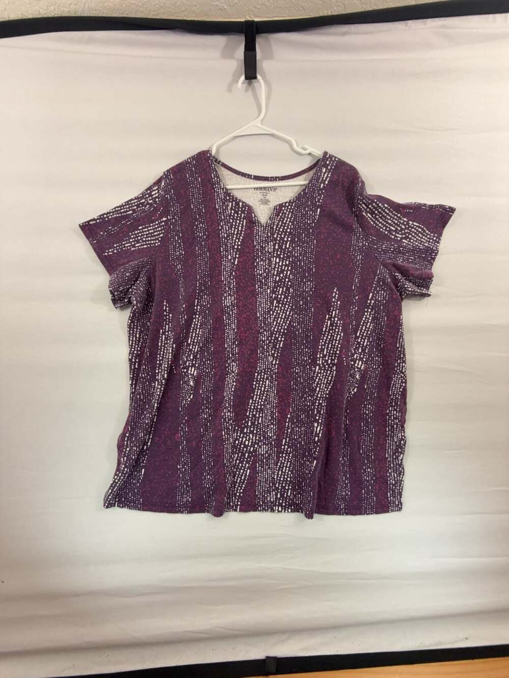 Roaman's Notch Neck Top Size 30/32 3X Purple White Print Short Sleeve